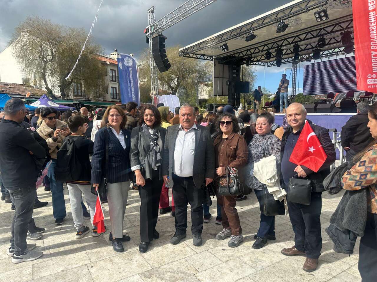 Datça’da Badem Çiçeği Festivali Coşkusu Başladı 11